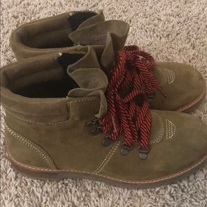 Madewell x G H Bass boots!